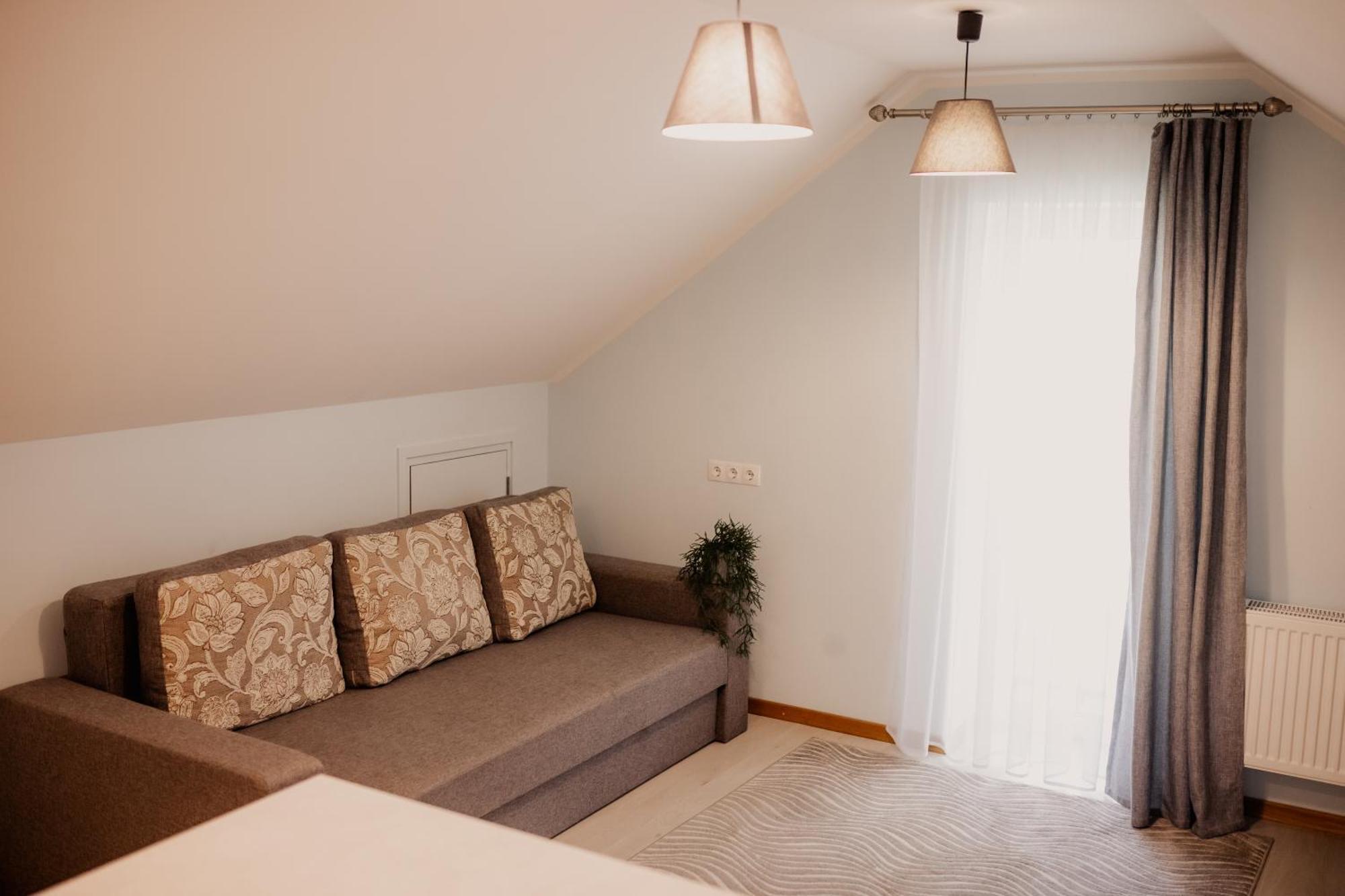 Saules Iela 2A Apart otel Saldus Oda fotoğraf